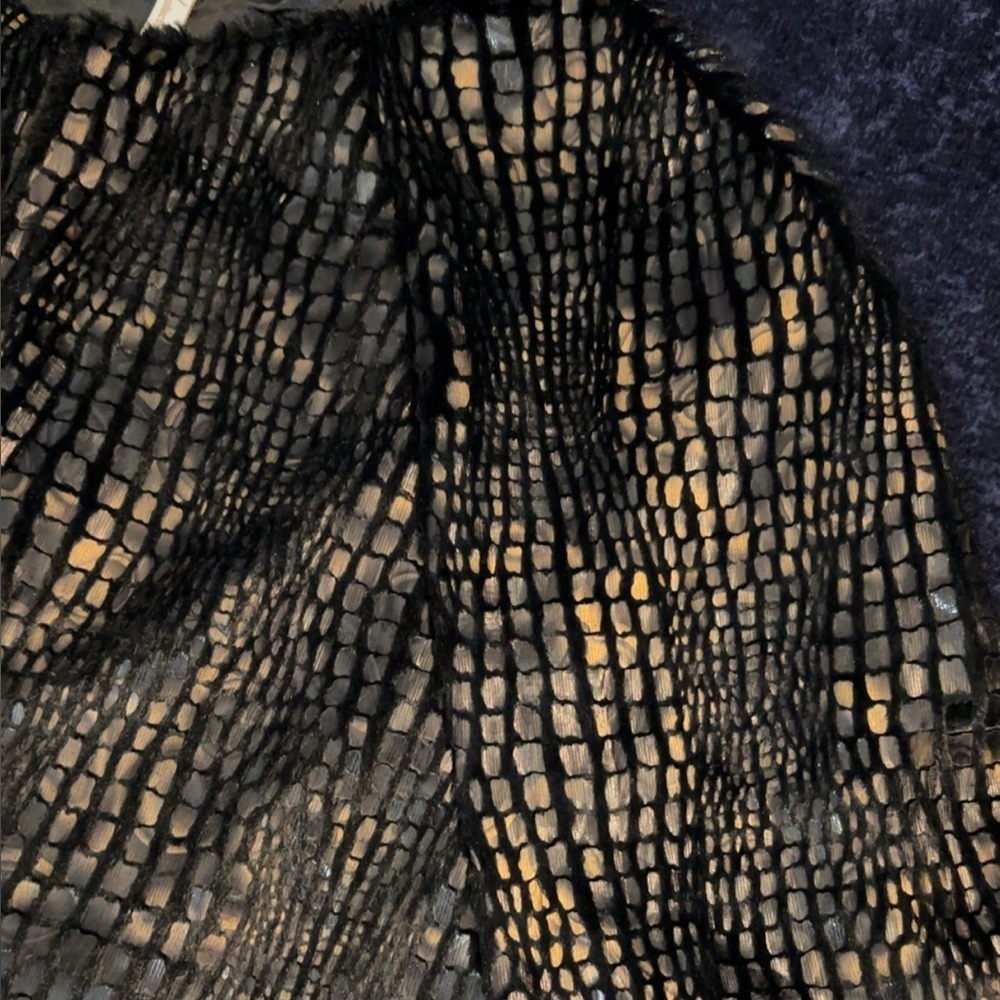 Chic Black Women's Cape - Picture 5 of 10